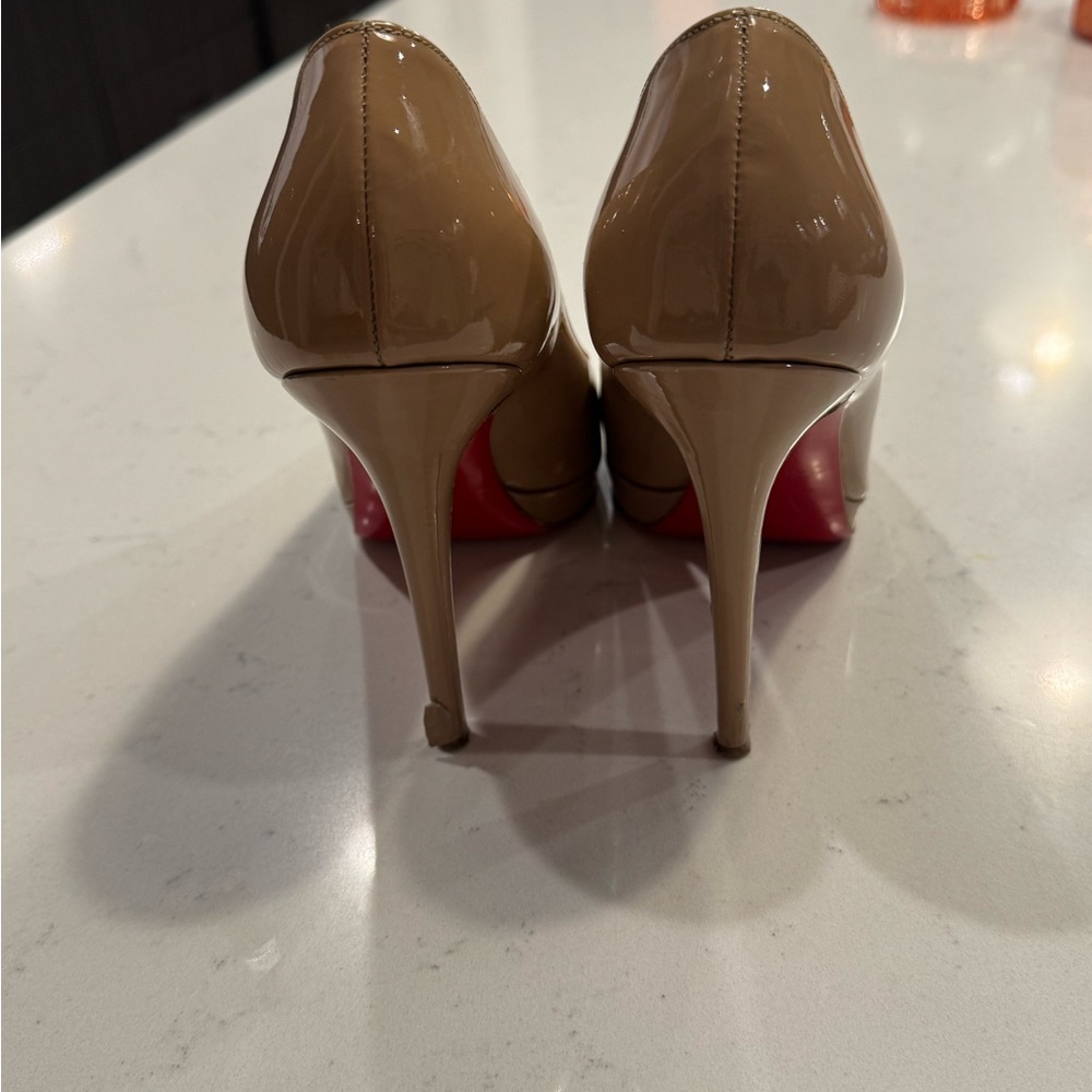 Christian Louboutin Beige Patent Leather Heels - Picture 6 of 6